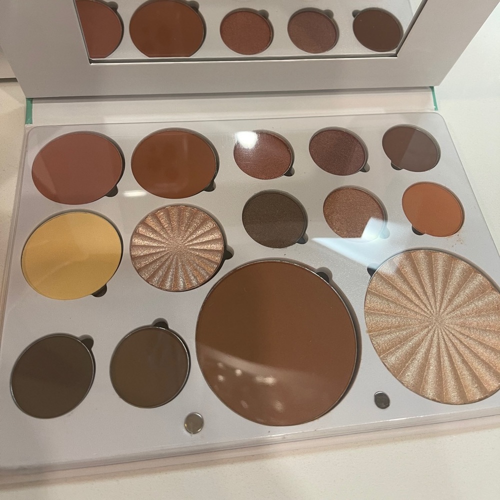 Ofra Boho Pro Palette
